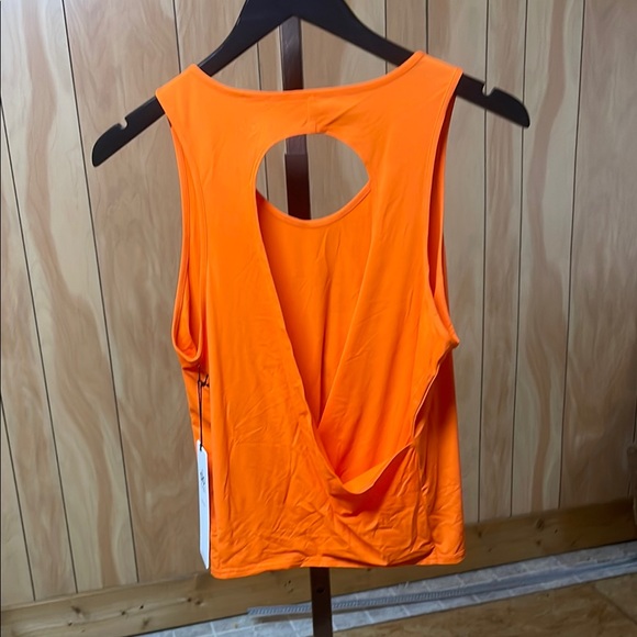ALO Yoga Women's Orange Swerve Tank Top - Picture 2 of 2